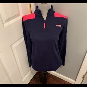 EUC Vineyard Vines Navy/Pink Canvas Shoulder Shep shirt Sz Medium